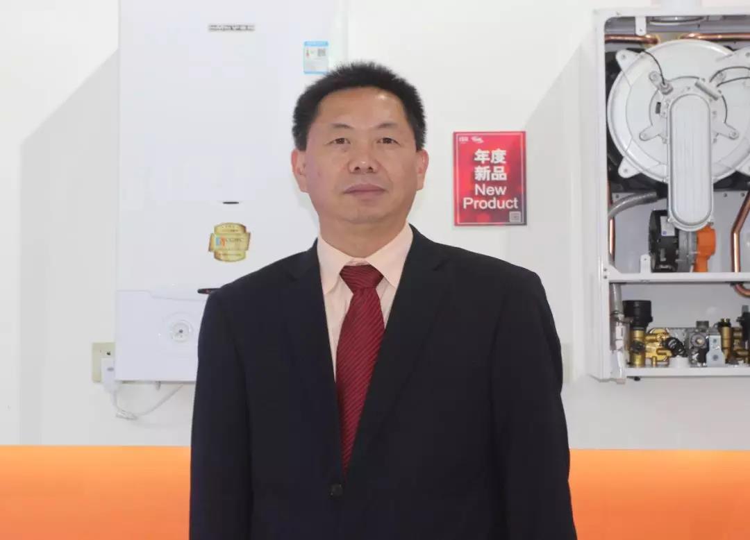 人物 | 史麥斯：鉆研產(chǎn)品 深耕渠道 贏在服務(wù) 做民族的品牌_農(nóng)村天然氣壁掛爐