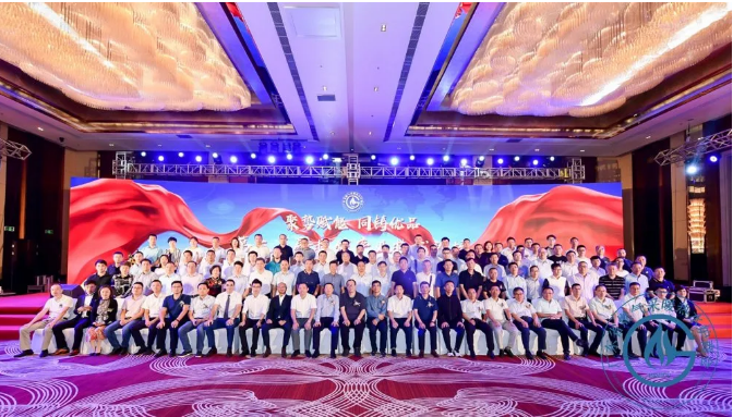 榮耀｜廣東省燃?xì)獠膳療崴疇t商會2020年會 羽順連獲十項(xiàng)榮譽(yù)_壁掛爐內(nèi)部構(gòu)造