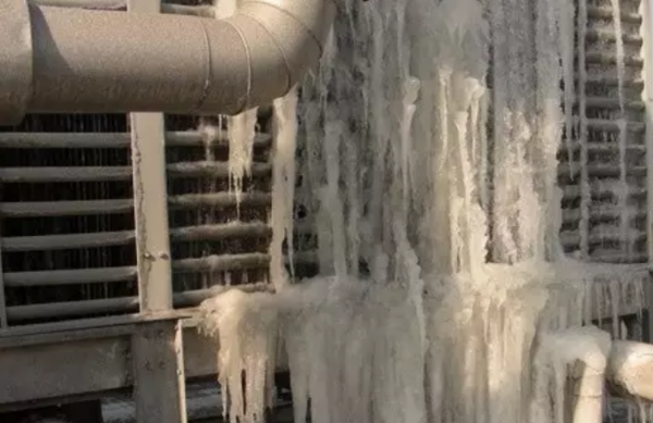 空氣能被凍了怎么辦？_空氣能的原理靠什么發(fā)熱