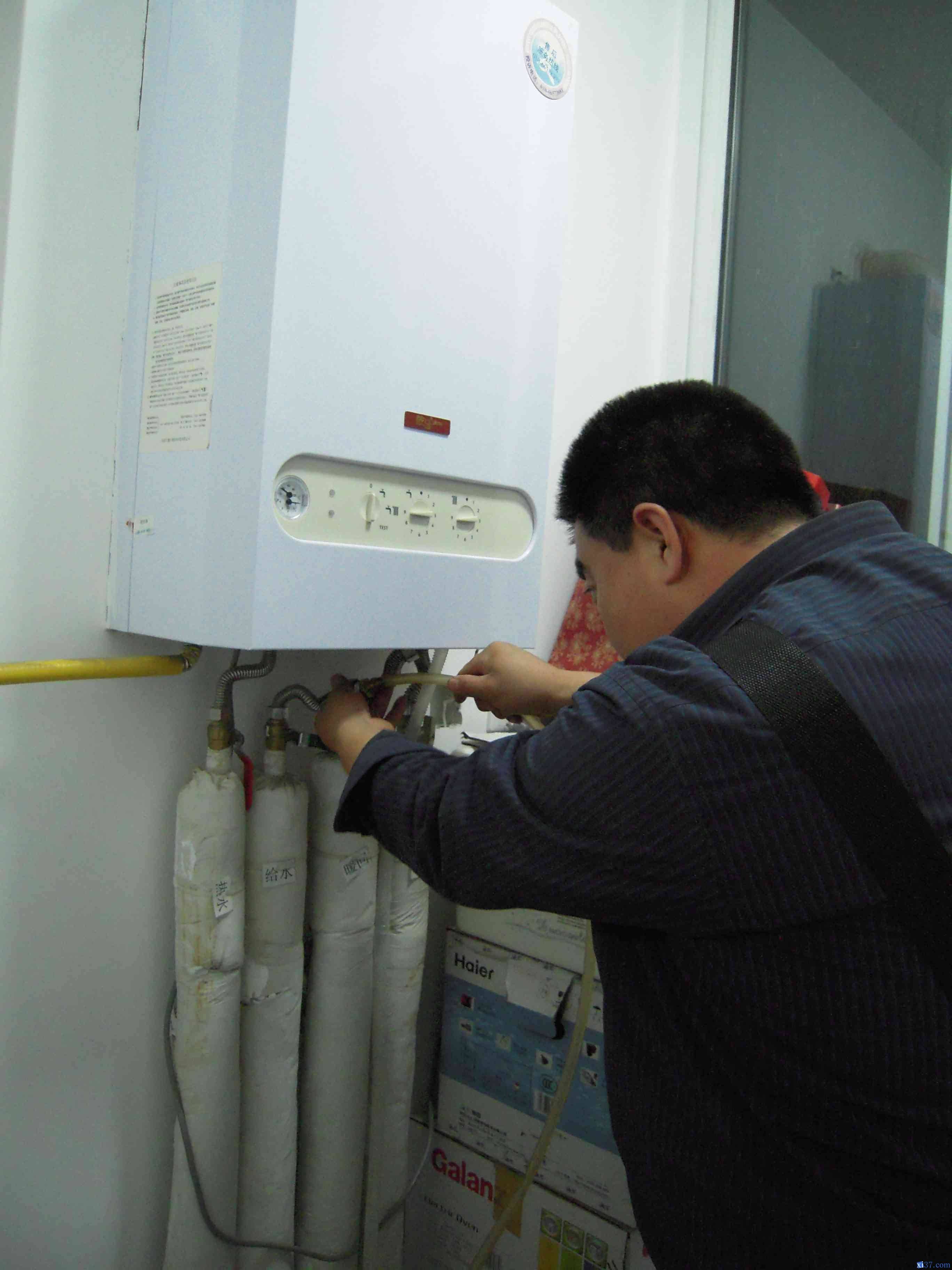 為什么說定期清洗壁掛爐很重要_戴納斯帝壁掛爐怎么樣
