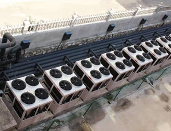 煤改電項目就選用空氣能熱泵設(shè)備_空氣能空氣能熱水器商用