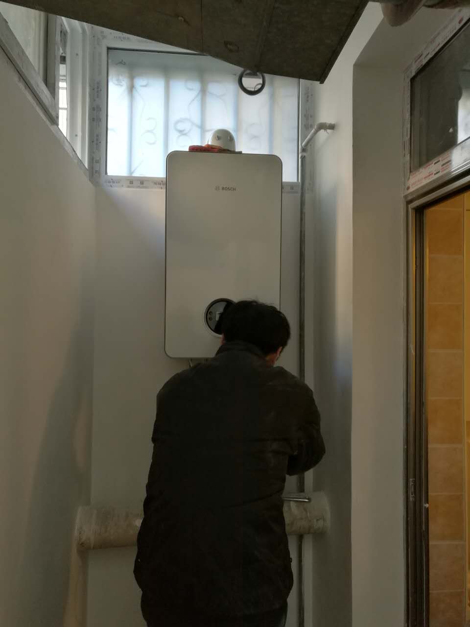 博世壁掛爐調(diào)試使用方法_e5壁掛爐是什么故障