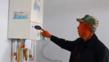 煤改氣”不受歡迎？為什么部分村民不愿意裝？理由很現(xiàn)實！_壁掛爐漏水