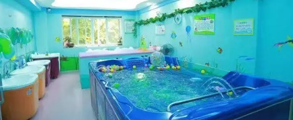 多大功率的空氣能熱水器才適合自己的嬰兒游泳館？_萬和空氣能8匹多少錢