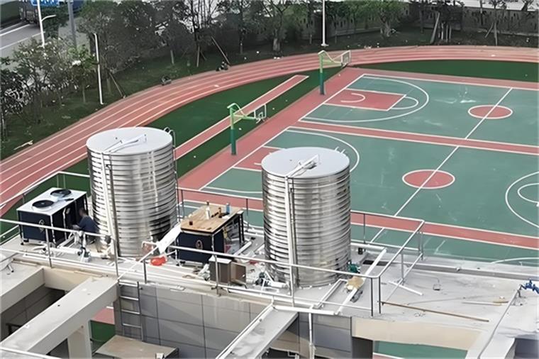 打造綠色校園，從選擇學?？諝饽軣崴到y(tǒng)開始_九恒空氣能熱水器維修電話