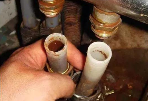 燃氣壁掛爐“鬧脾氣”，罪魁禍首竟是它！_壁掛爐工作原理視頻