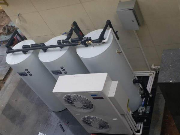 直熱式空氣源熱泵熱水系統(tǒng)_美肯空氣能6匹多少錢(qián)