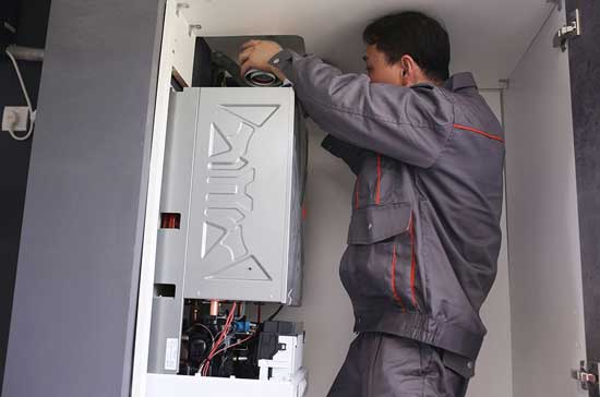 菲斯曼壁掛爐水壓不正常