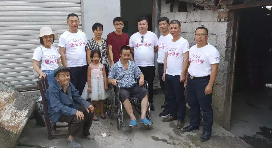 暖心?圓夢助學(xué)丨商會攜愛心企業(yè)走訪受助學(xué)生家庭_能率壁掛爐