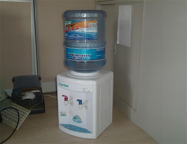 疫情后該怎么選飲水機(jī)_格力空氣能熱水器官網(wǎng)